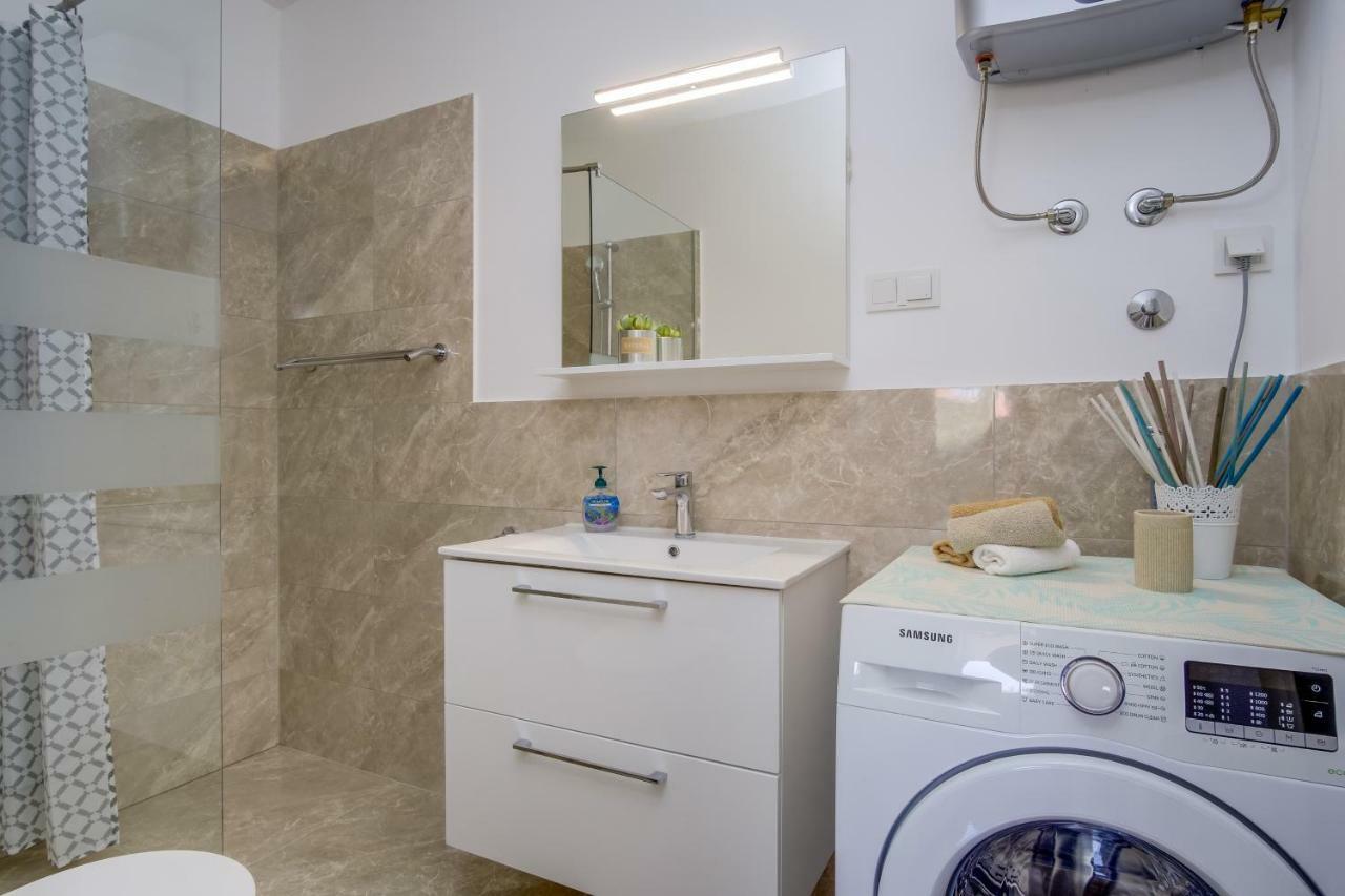 Apartman Filip Mali Losinj Exterior photo